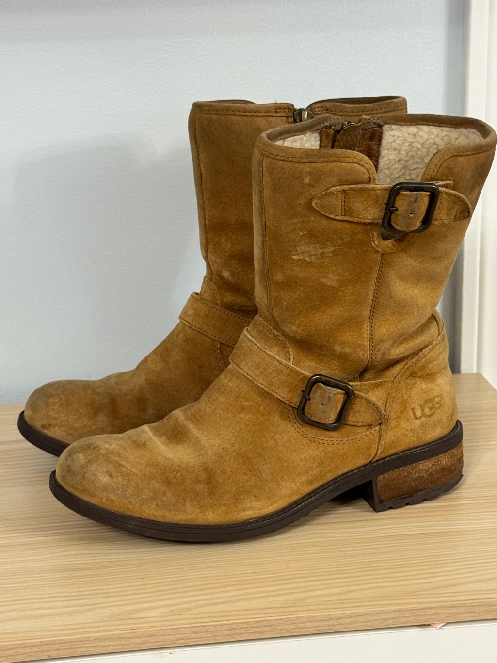 Ugg Chaney Mid Boots Women's 8 Tan Brown Suede Buckle Harness Moto 1006042